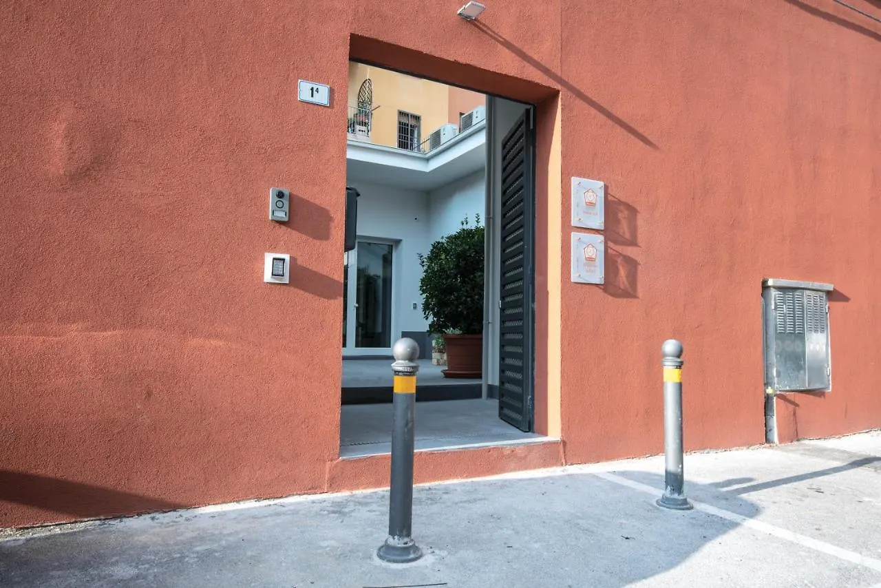 Station Loft Otel Bolonya Konukevi